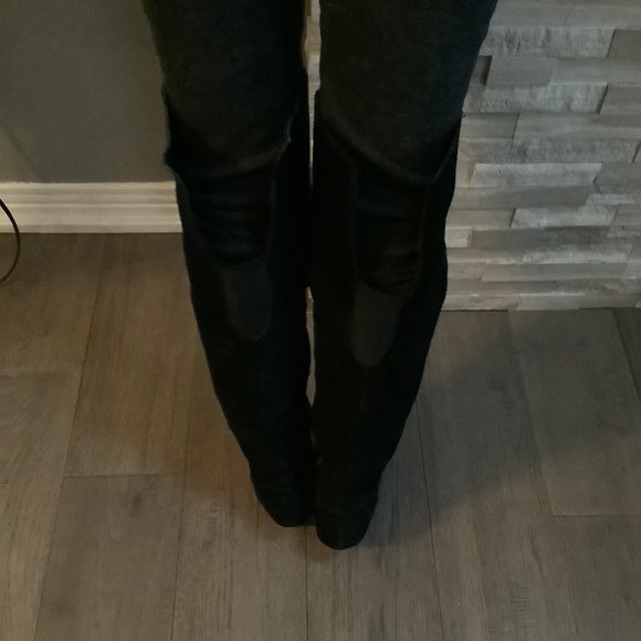 DV dolce vita over the knee black suede boots. Size 7.5. Worn once. - Picture 3 of 4